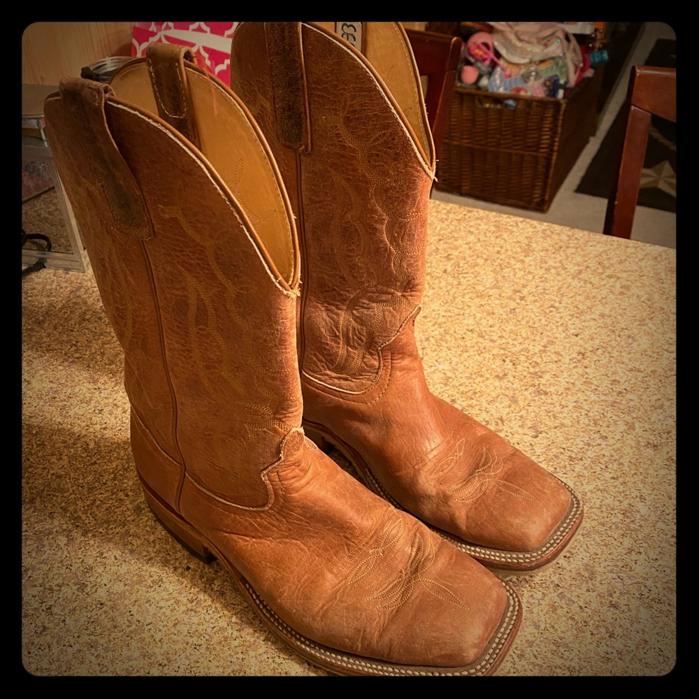 Square Toe Boots